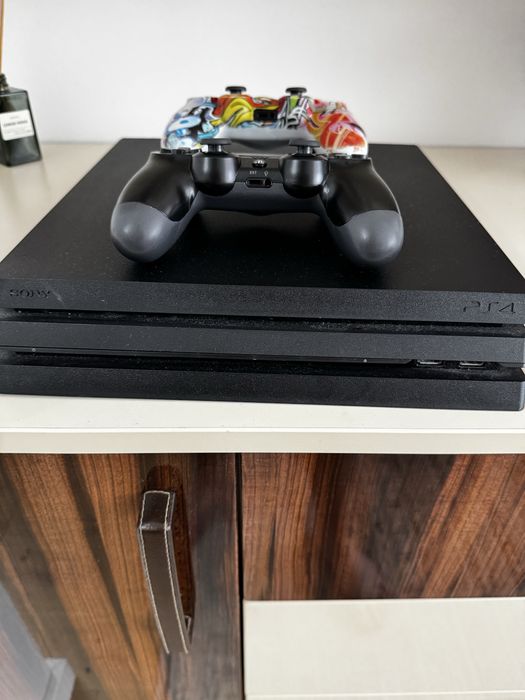Vand PlayStation 4 Pro