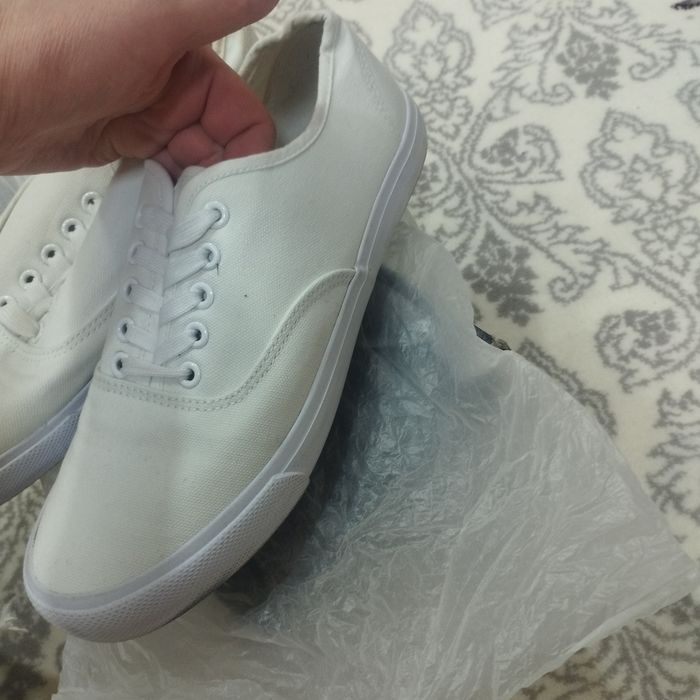 Кеды белые тканевые и кожаные