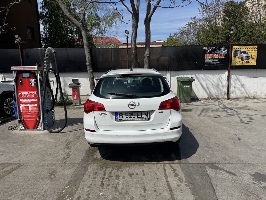 Opel Astra J 1.7 cdti