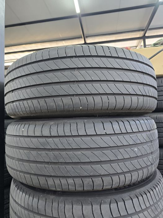 4 Броя 215/55/17 Michelin 2x6,5mm 2x5,4mm