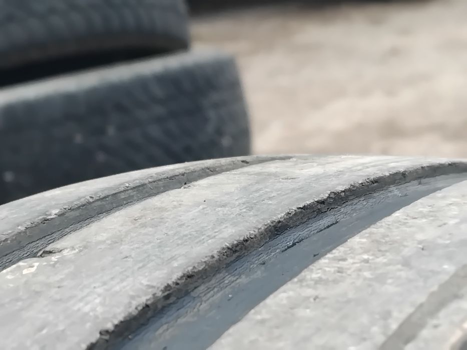 Гуми Fulda 255/55 R18 – комплект 4 бр. в отлично състояние
Продавам комплект от 4 броя гуми Fulda с размер 255/55 R18. Гумите са нов внос и са запазен