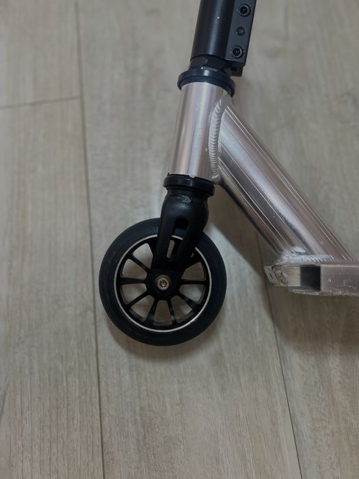 Продам трюковой самокат