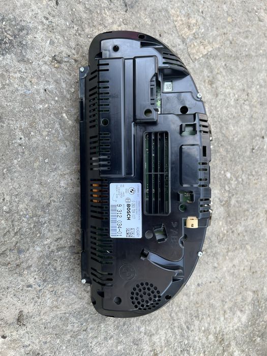 Ceasuri Bord Benzina 6WA cu HeadUp | BMW Seria 5 / 6 /7 / X3 | F01 F02 F03 F04 F06 F07 F10 F11 F12 F13 F25 | HUD Europa Display Extins Digitale Afisaj