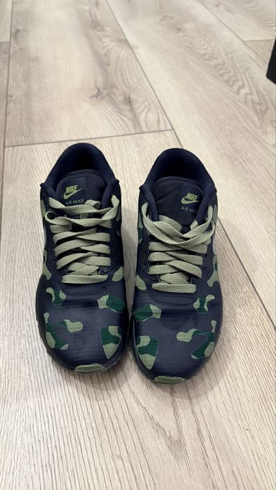 Маратонки Nike размер 37,5
