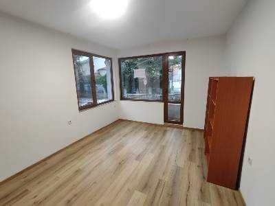 Продава се Офис в Варна, Левски - 110 кв.м за 4 €/кв.м - Снимка #1