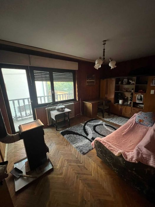 Продава се Къща в София, Слатина - 748 кв.м за 208 €/кв.м - Снимка #3