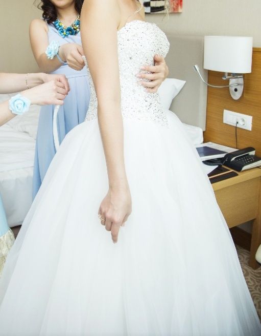 Продам свадебное платье