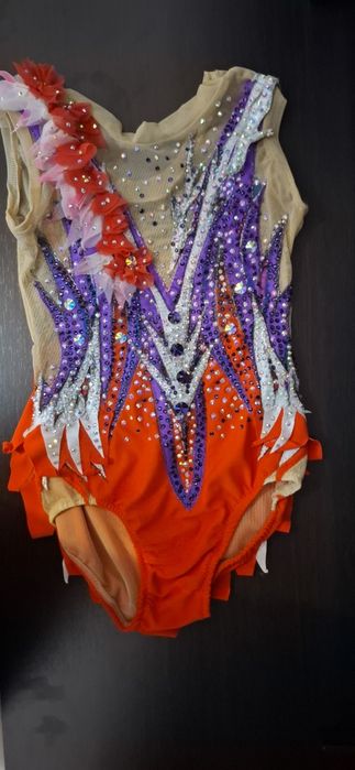 Costum gimnastica
