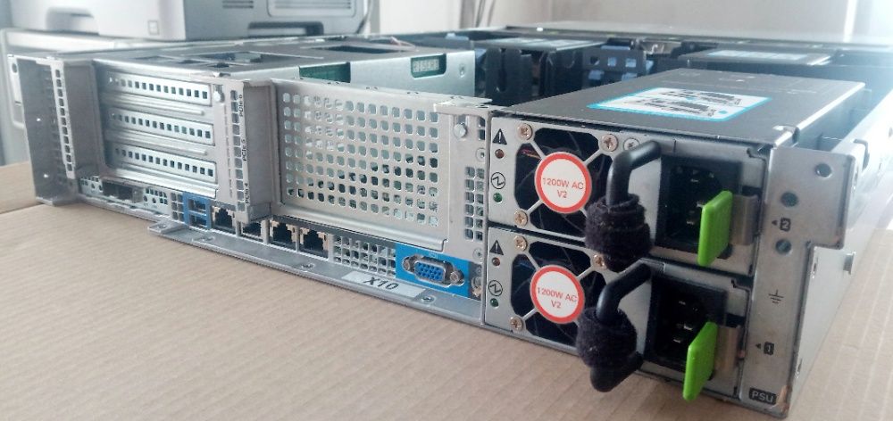 Сървър Cisco UCS C240 M4L 12*LFF 2*E5-2650v4 12c 2.2-2.9GHz 64GB MRAID