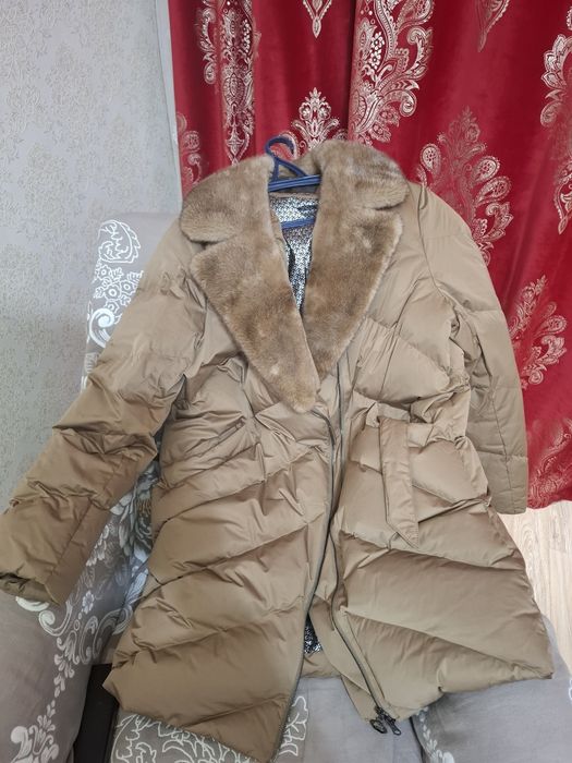 Продам зимнюю куртку