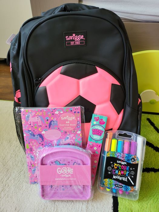 Ученическа раница Smiggle с аксесоари Еднорог Динозавър Топка
