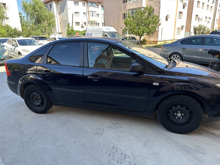 Ford focus 1.4 brnzină