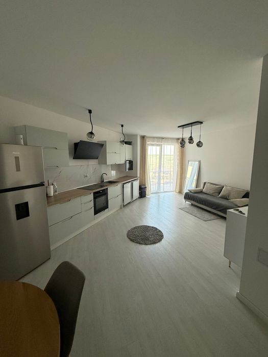 Inchiriez apartament doua camere