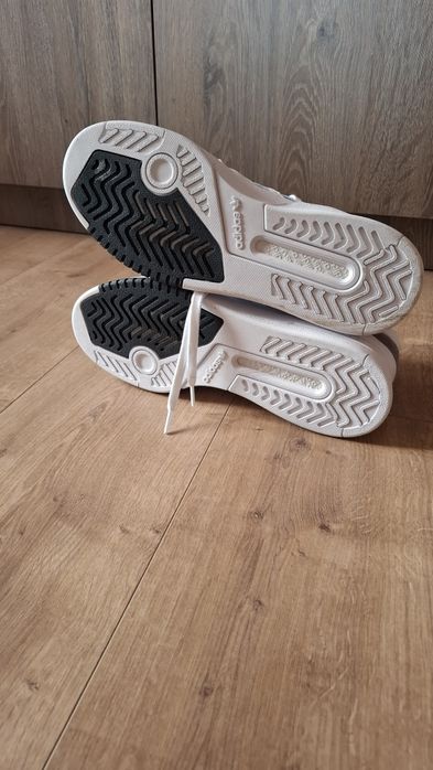 Мъжки обувки адидас