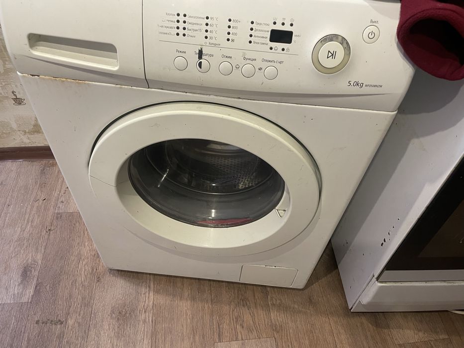 Продам стиралку на запчасти