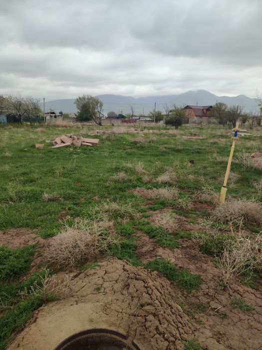 Ижс жер сатылады