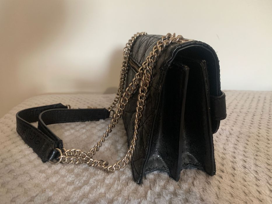 Guess оригинална чанта