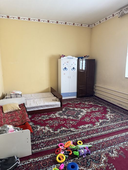 Hovli sotiladi 5 sotik 6 ta xona
