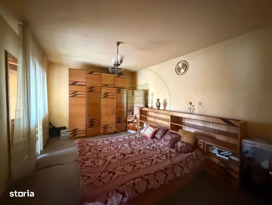 Casa P+1+M , 168mp utili, 181mp teren, zona Piata Mare