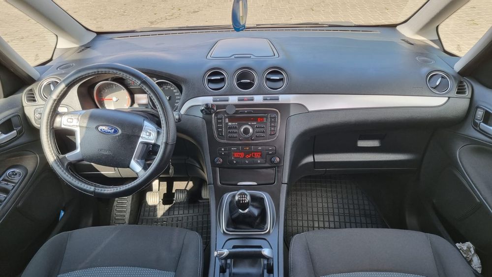 FORD Galaxy 2013 — imagine 3