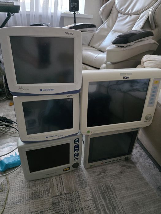 Продам мониторы пациента