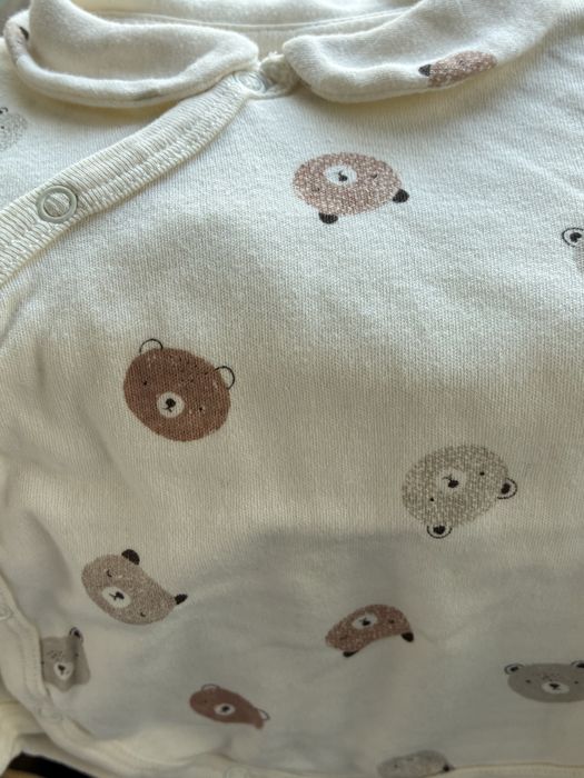 Hainute bebe foarte bune