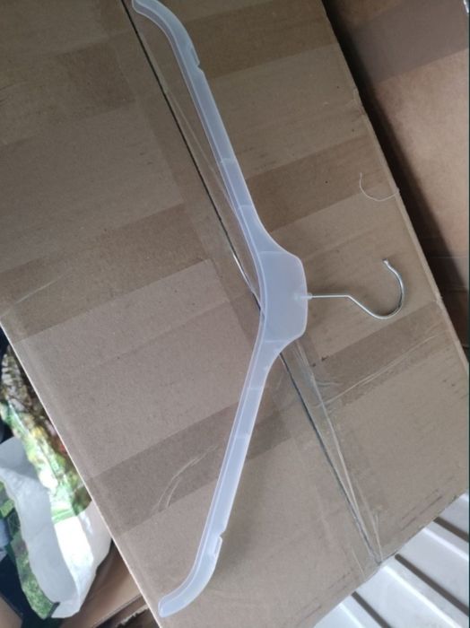 Umerașe albe antiderapante rezistente