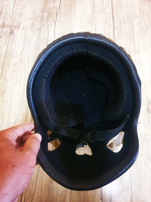 Защитный шлем, Каска Череп