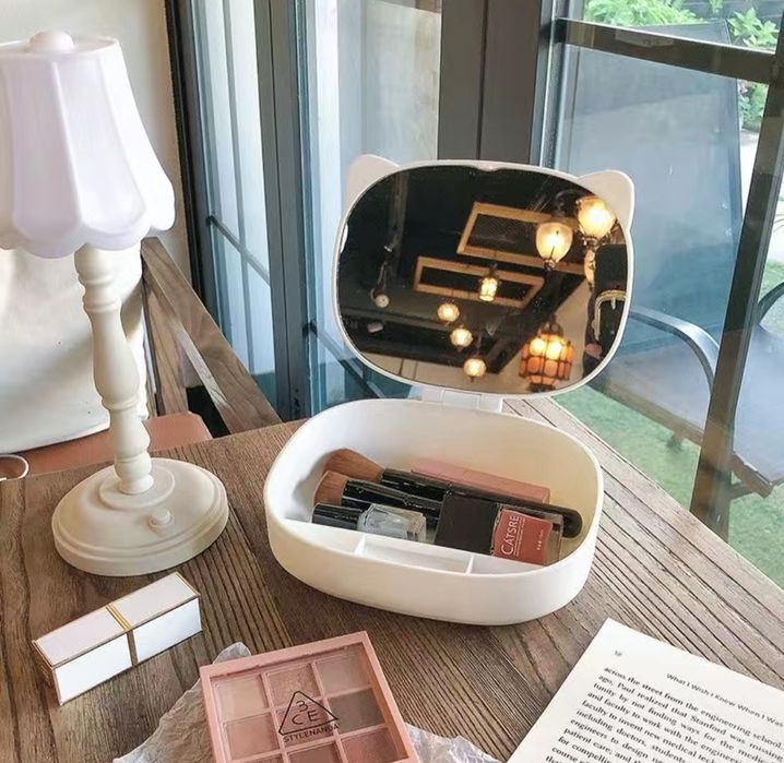 Шкатулка с зеркалом