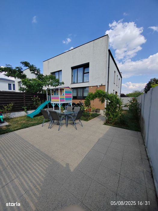 Casa cu 3 camere tip duplex