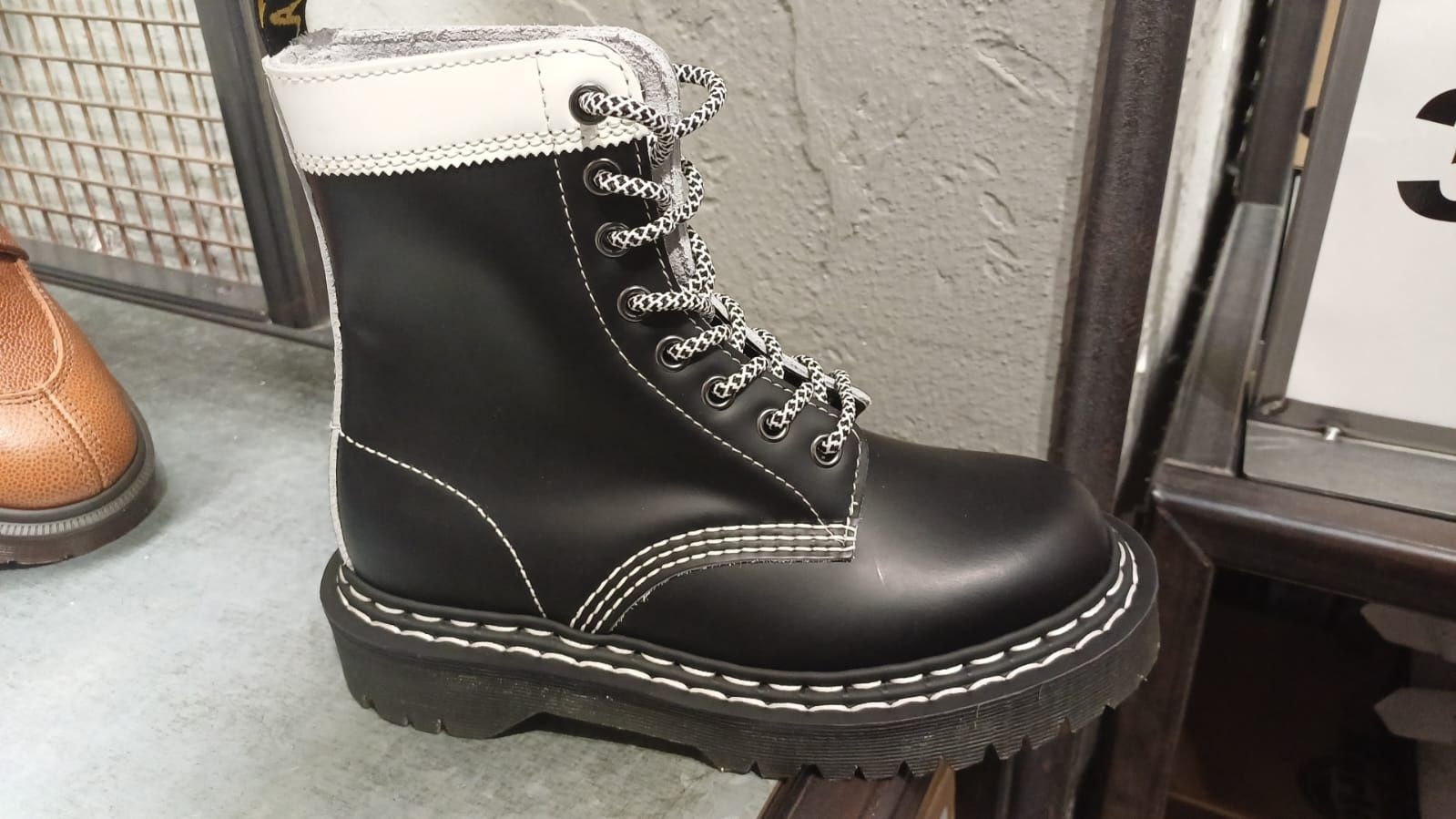 Dr martens dama 10 best sale