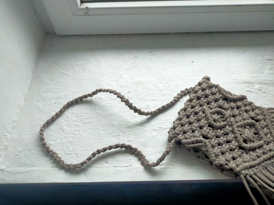 Сумочка для телефона в стиле макраме