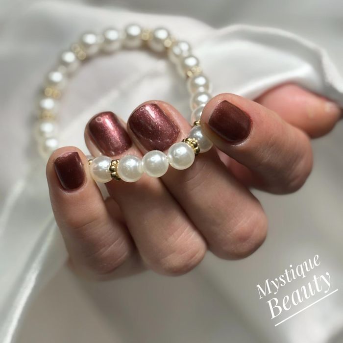 Manichiura si Pedichiura! Mystique Beauty OFERTA