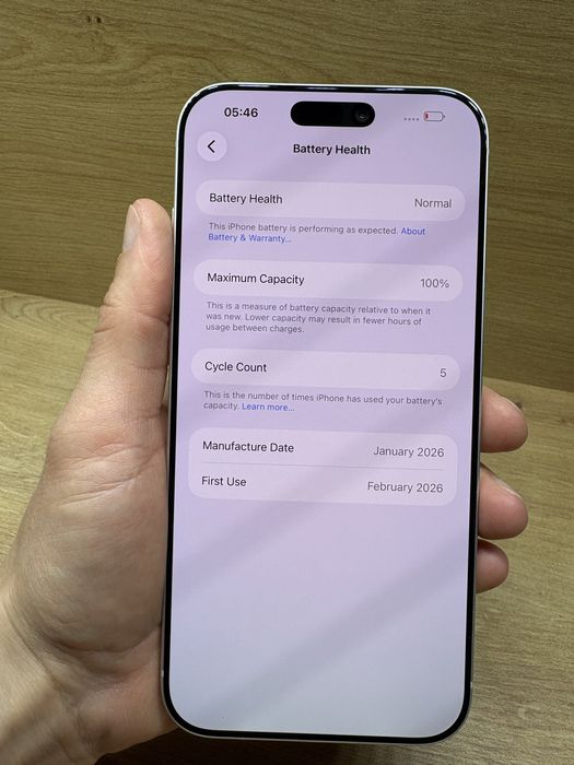 iPhone 17 Pro Max Alb 256Gb Neverlocked 5 cicluri