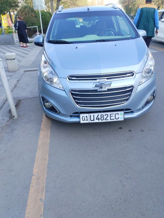 Продам автомобиль Спарк хороший состояни цена договорная вопросы по те