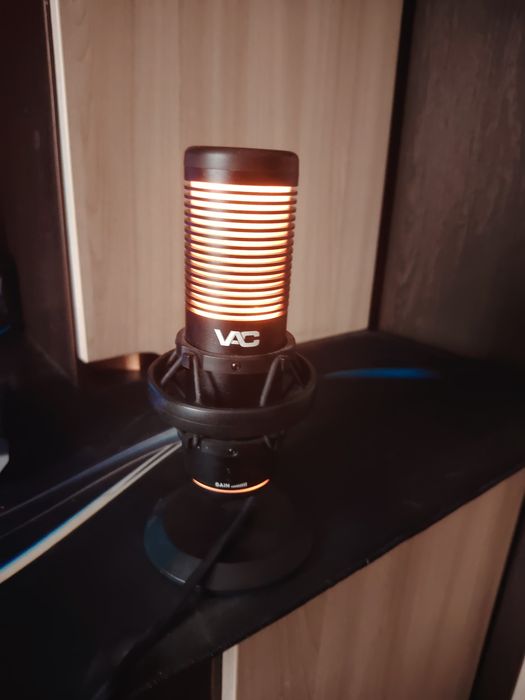Микрофон VAC для ПК в отличном состояний.