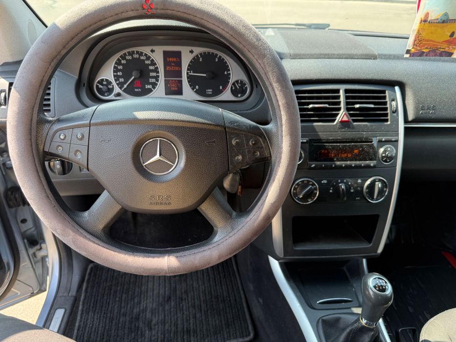 Vand Mercedes Benz B-class