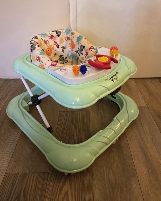 Проходилка за бебе тип паяк