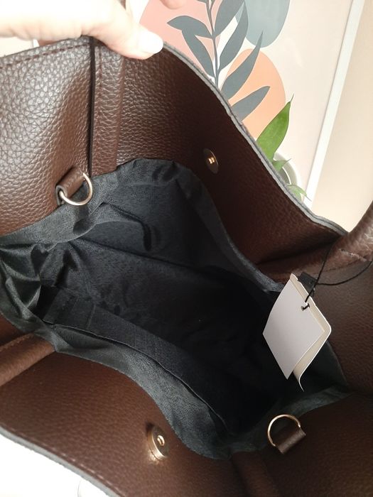 Нова чанта цвят кафе