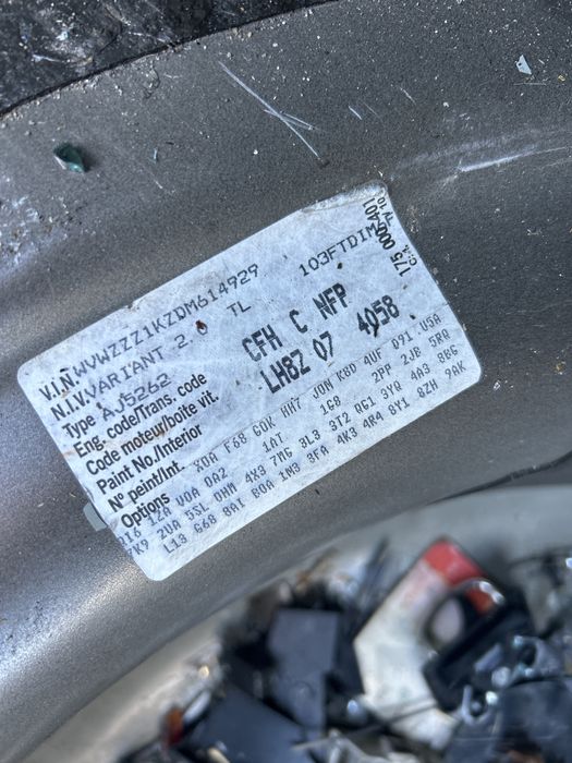 Usa laterala dreapta fata spate vw golf 6 break culoare LH8Z