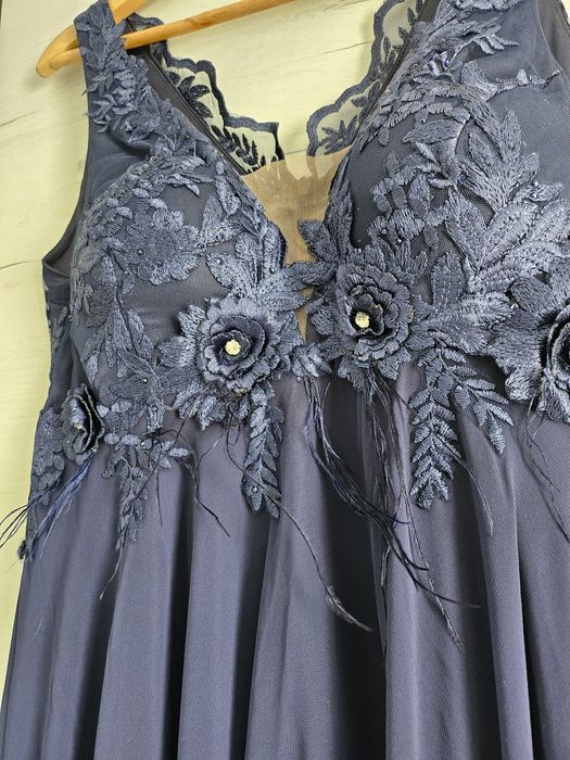 Дълга официална рокля