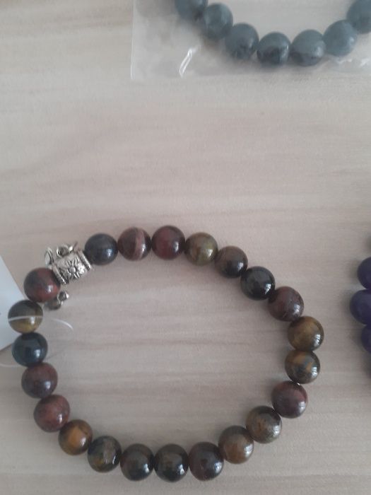 Страхотни гривни! Чисто нови