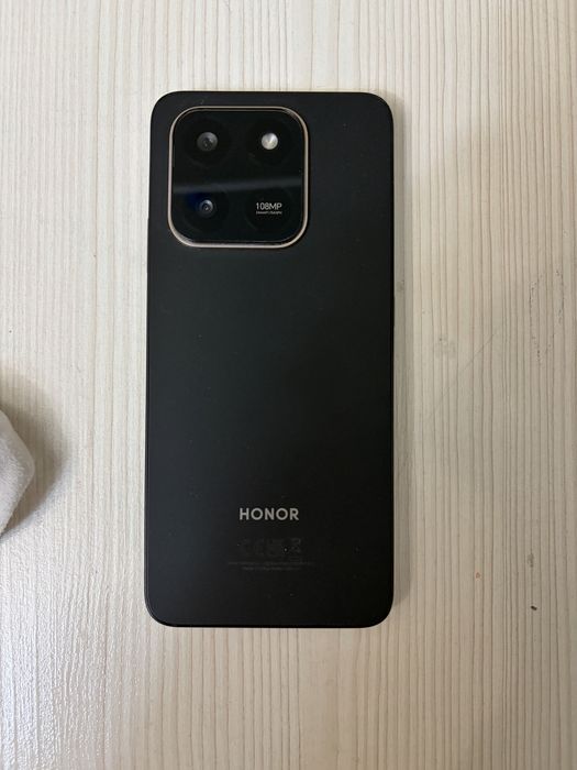 Honor x7b смартфон