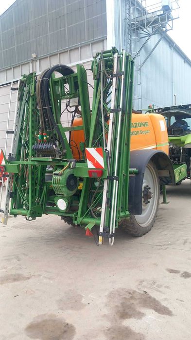 Masina de erbicidat Amazone UG 3000 Super 24m