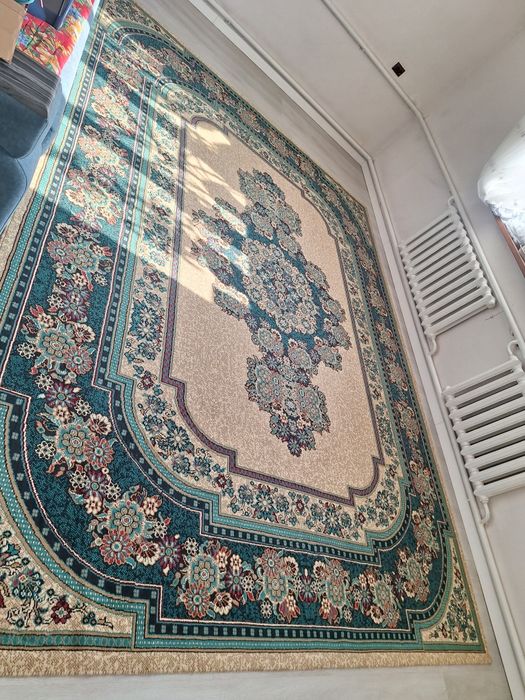 Продам ковёр в хорошем состоянии