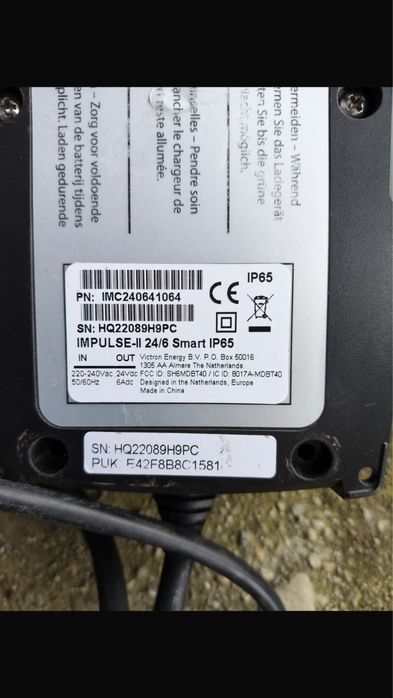 Incarcator 24 volti carut electric