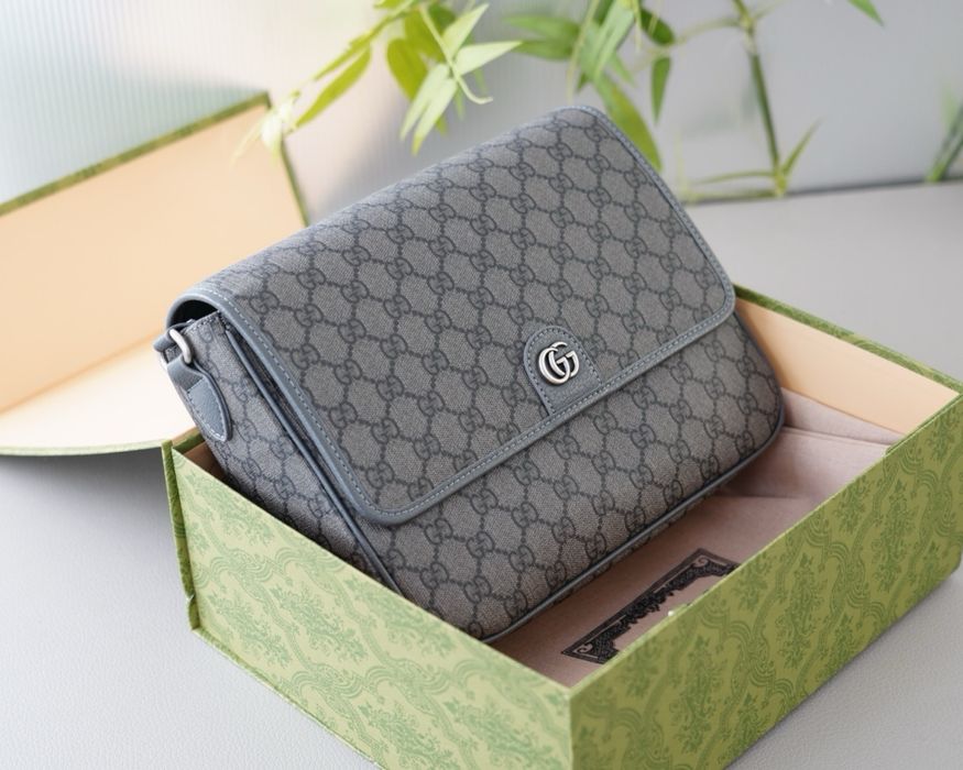 Барсетка GUCCI 4 цвета в наличии.