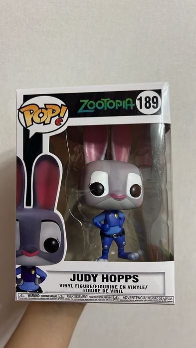 продам игрушки зверополес