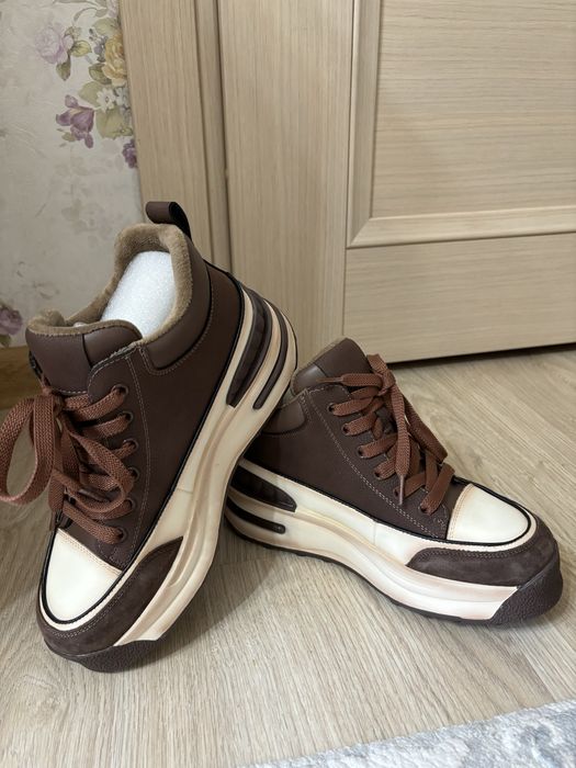 Теплые кеды 38 размер