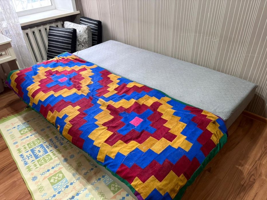 Тахта диван в нормальном состоянии